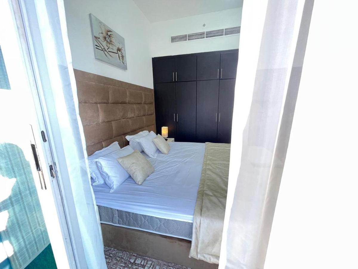 Private Gorgeous Room With Marina View With Shared Kitchen In Shared Apartment Dubai Eksteriør billede